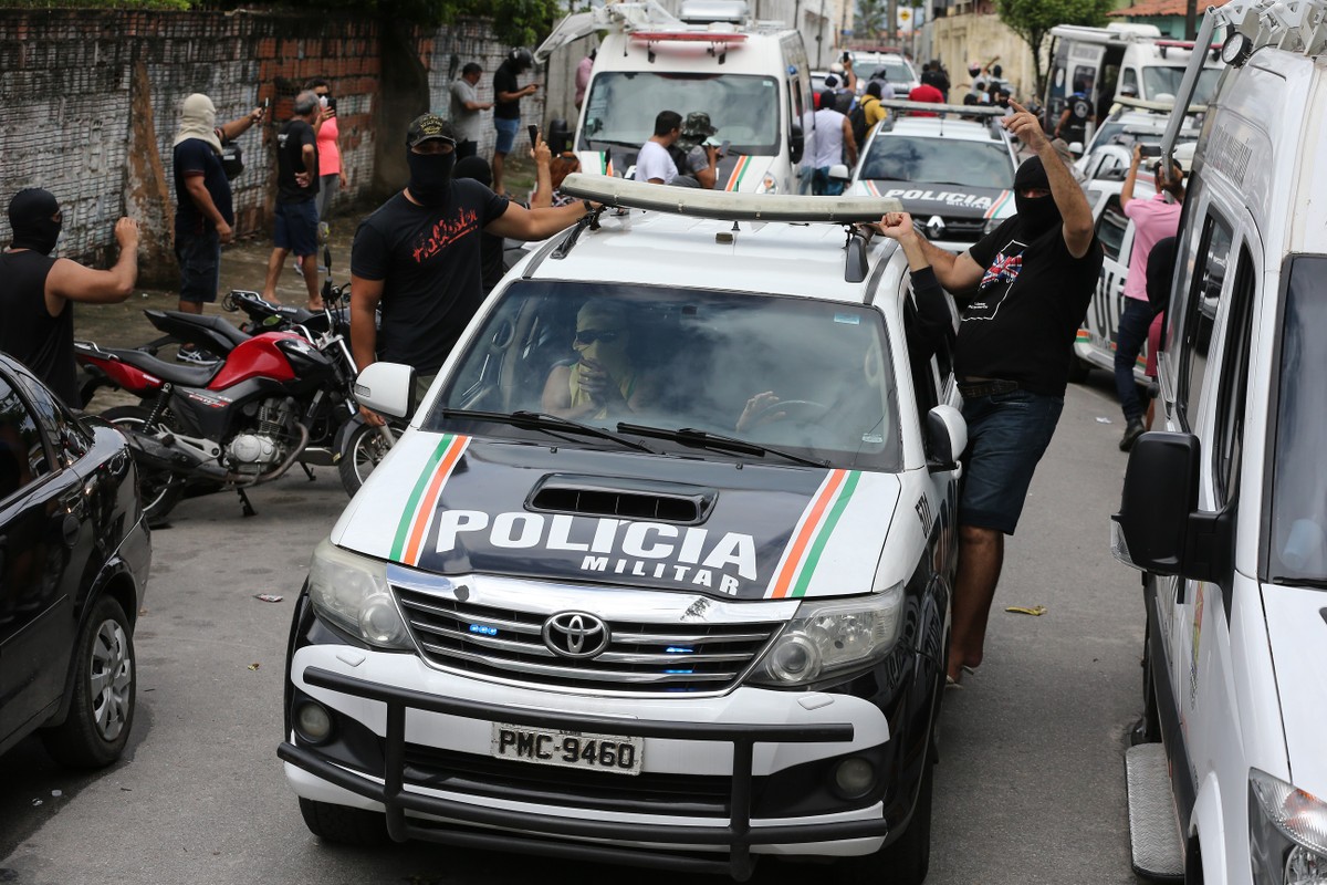 Primeira expulsão de policial militar que participou de motim no Ceará é publicada no Diário Oficial do Estado - Vimarsana News