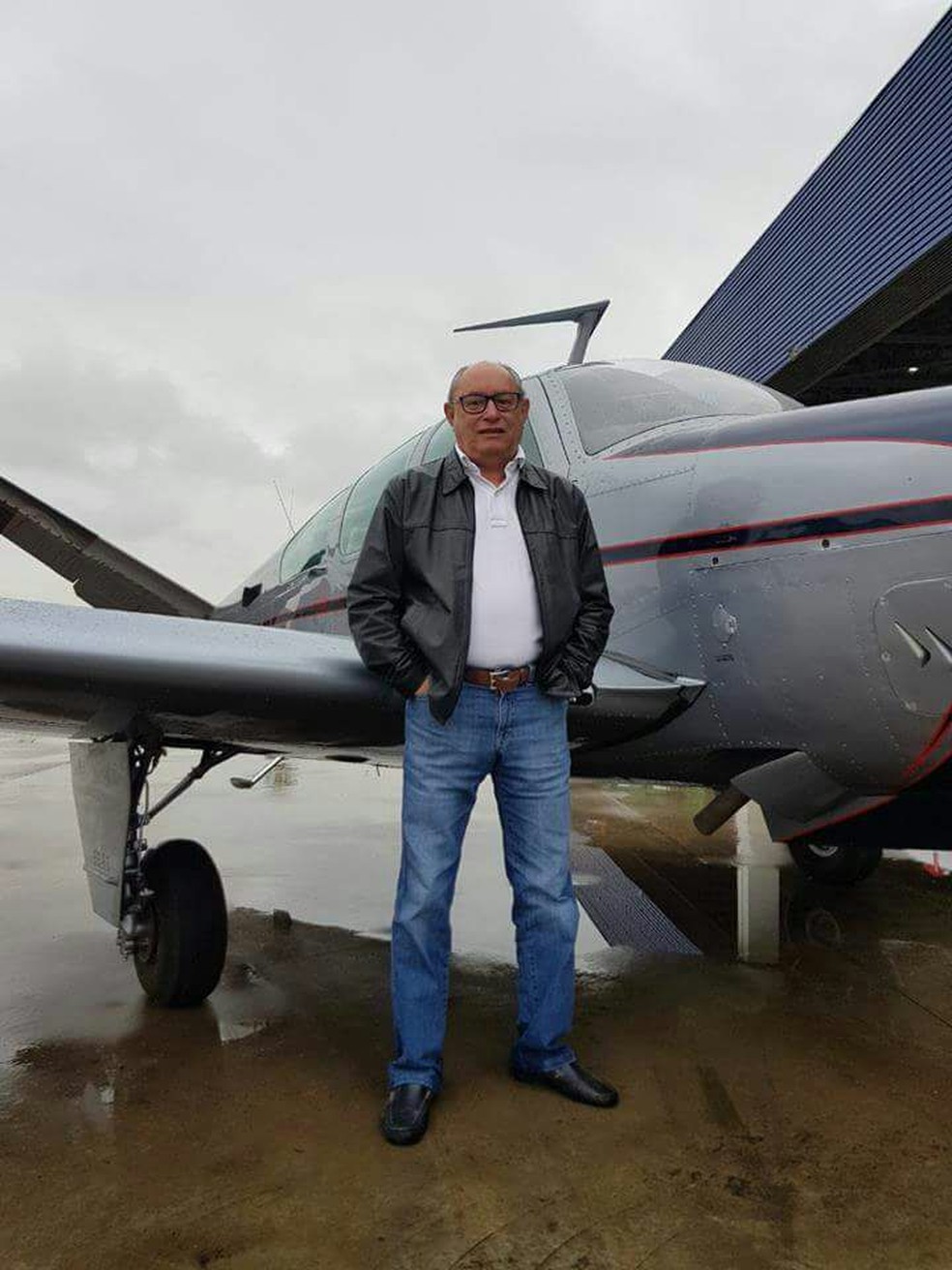 Uma das vítimas foi identificada como Marinho, piloto e proprietário da aeronave que caiu, segundo o delegado Vicente Gomes (Foto: Delegado Vicente Gomes)