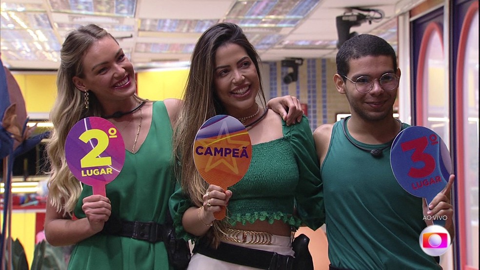 BBB 22: Pódio de Laís tem Bárbara e Vinicius — Foto: Globo