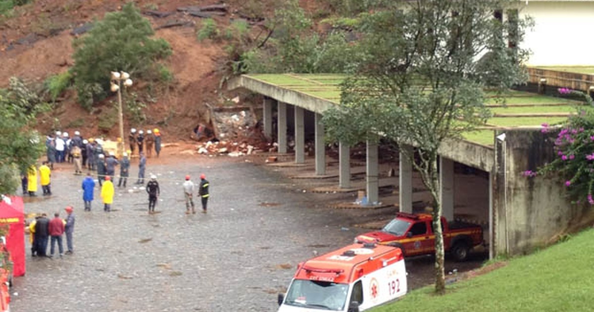 Van clearance ouro preto