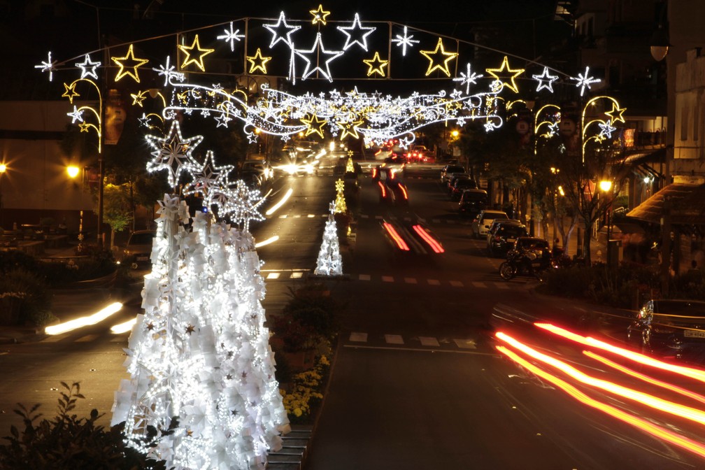 Conhecida por seus grandes shows de Natal, Gramado brilha ainda mais no inverno — Foto: Cleiton Thiele/SerraPress