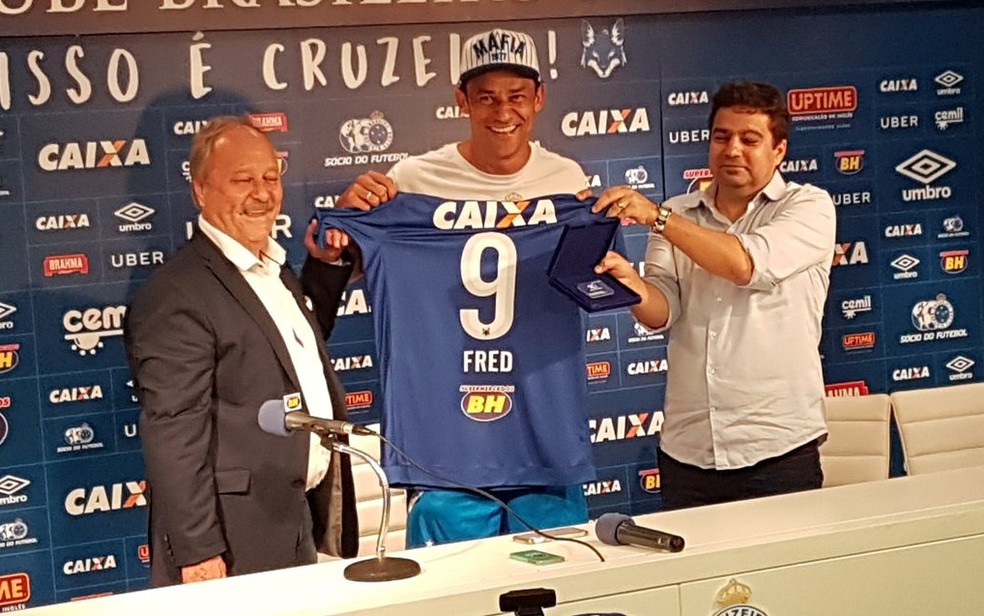 Negociação do Cruzeiro com Fred prevê pagamento de R$ 10 milhões ao Atlético-MG (Foto: Guilherme Macedo)