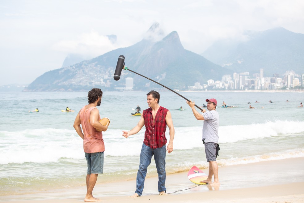 Wallpaper Klebber Toledo E Gabriel Godoy Gravam Cenas De Verao 90 Na Praia For Android