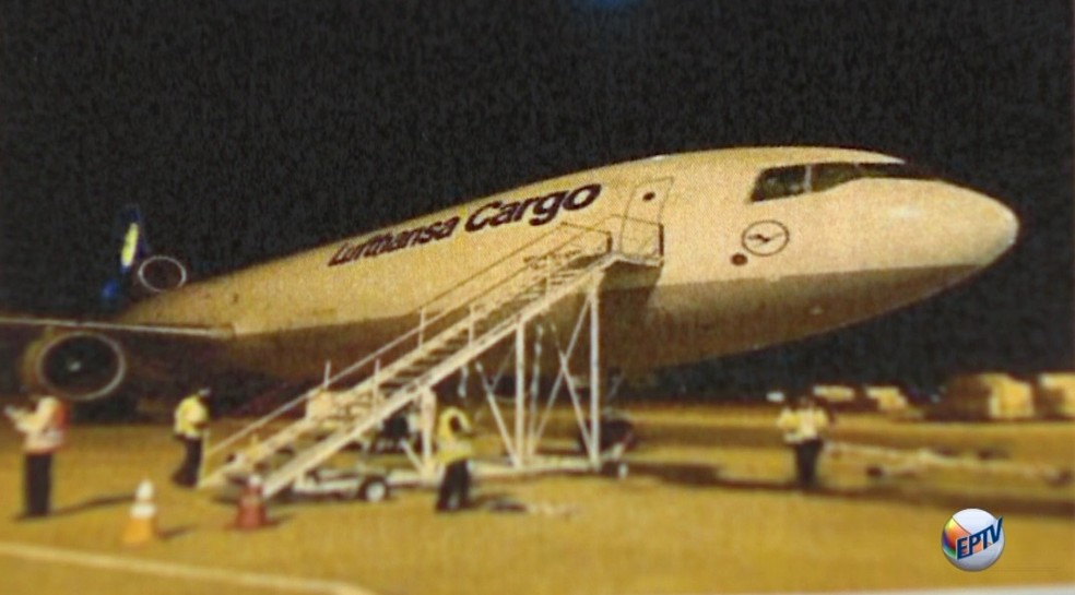 Imagem mostra aeronave da empresa Lufthansa Cargo (Foto: Reprodução / EPTV)