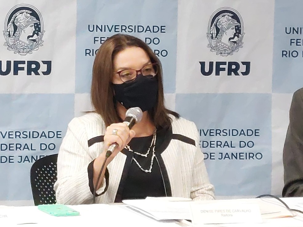 UFRJ poderá fechar as portas após corte de verbas do governo federal, diz reitora da instituição