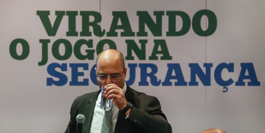 Wilson Witzel tenta novamente assumir o governo do Rio
