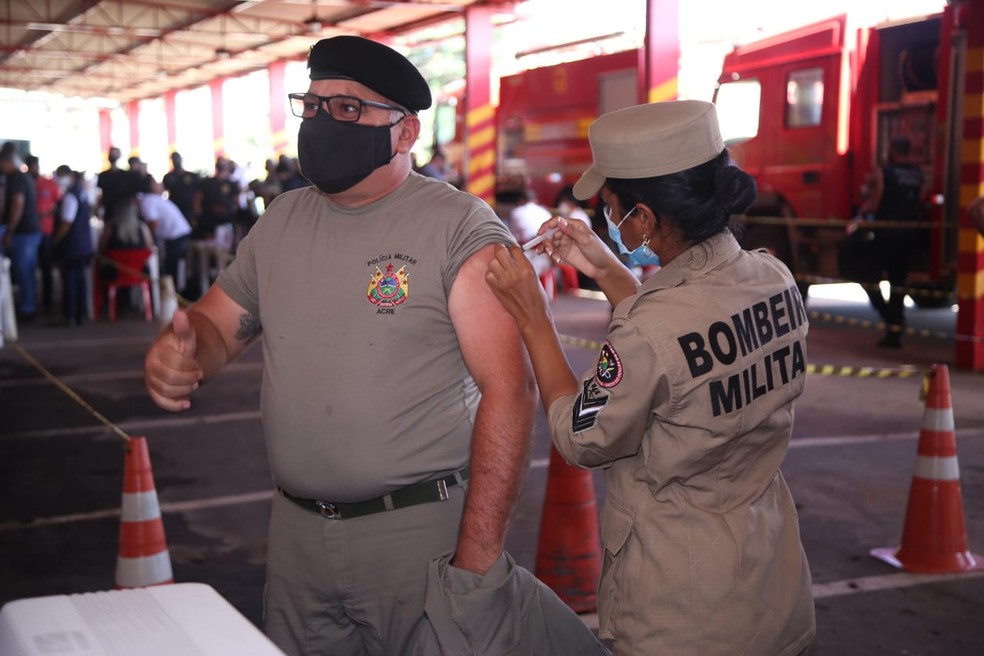 Começou nesta quarta (7) a vacinação dos trabalhadores da Segurança Pública — Foto: Arquivo/Sejusp