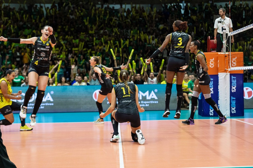 Final da Superliga Feminina: Praia Clube x Minas — Foto: Eliezer Esportes