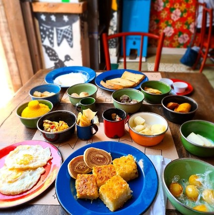 O Café do alto oferece opções de comida nordestina no café da manhã  — Foto: divulgação