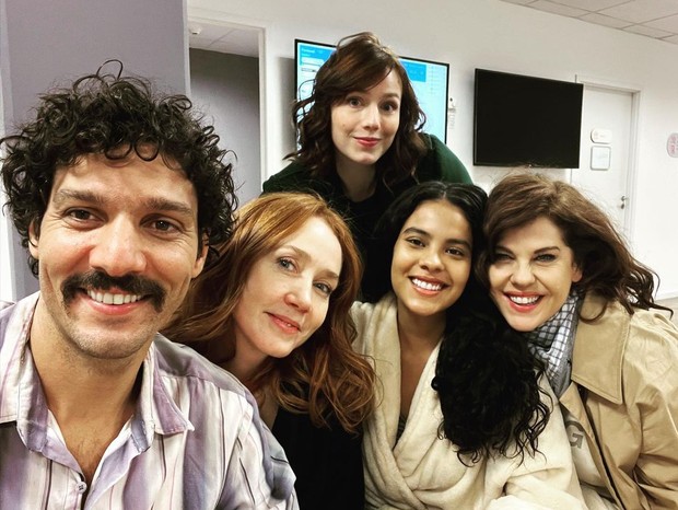 Guito Show, Camila Morgado, Malu Rodrigues, Bella Campos e Barbara Paz (Foto: Reprodução/Instagram)