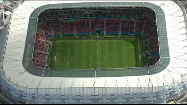 TCE aponta superfaturamento de R$ 81,3 milhões no contrato da Arena de  Pernambuco | Pernambuco | G1