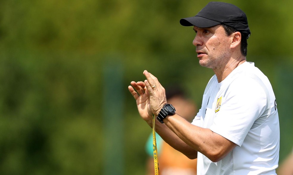 Z� Ricardo comandou o Qatar SC nesta temporada � Foto: Divulga��o