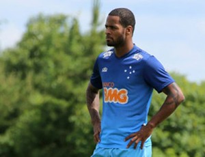 Ansioso, Dedé espera bom retorno após dois meses diante do Figueirense