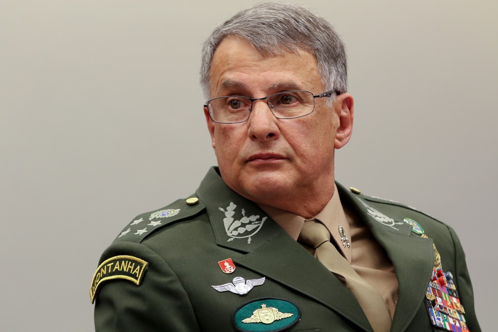 O comandante do Exército, Edson Pujol. — Foto: Fabio Rodrigues Pozzebom/Agência Brasil