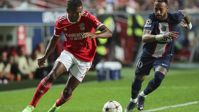 DE GRAÇA: Assista o jogo do PSG x Benfica ao vivo e online pelo celular  hoje (11/10)