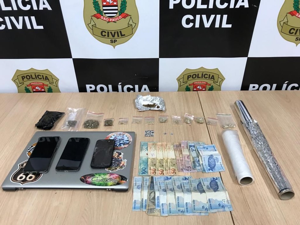 Polícia Civil de Jales (SP) apreendeu drogas em operação de combate ao tráfico de drogas — Foto: Polícia Civil/Divulgação
