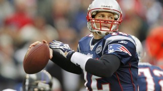 9º - Tom Brady (jogador do Tampa Bay Buccaneers): US$ 76 milhões  — Foto: Adam Hunger / Reuters