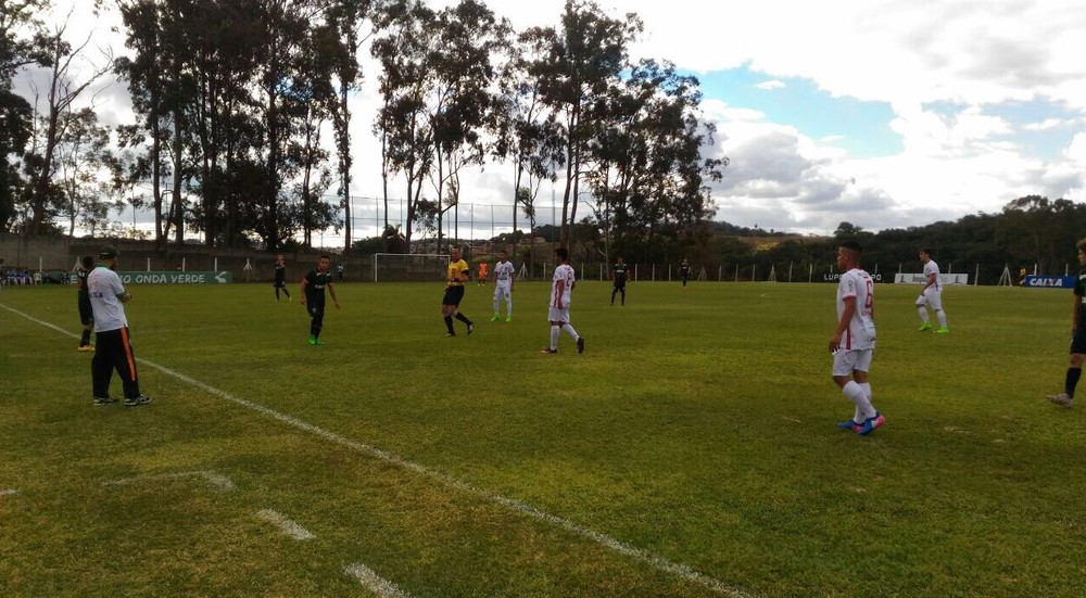 Cruzeiro e América-MG são eliminados da Taça BH; Galo perde em casa