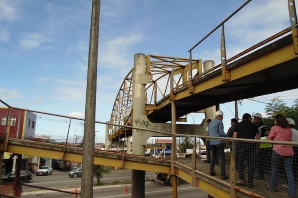 Passarela tem oxidação e corrosão acentuadas, aponta relatório — Foto: Divulgação 