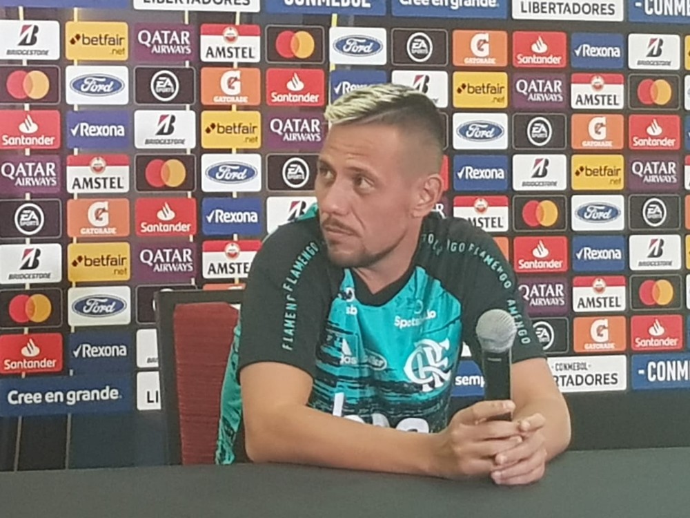 Diego Alves vê grupo complicado e minimiza favoritismo do Flamengo: Não podemos cair nesta armadilha