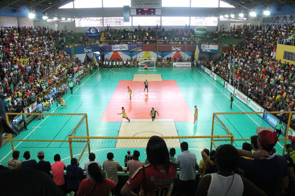 O Ginásio do Sesc  deve ficar lotado na abertura da Copa TV Grande Rio de Futsal (Foto: Amanda Lima)