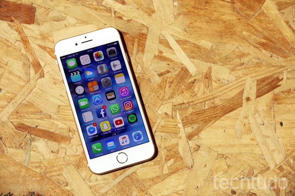 Próxima atualização do iOS 2021: lista traz dicas de como preparar o iPhone para receber o update — Foto: Anna Kellen Bull/TechTudo