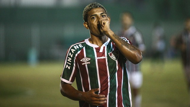 John Kennedy comemora gol do Fluminense contra o Boavista
