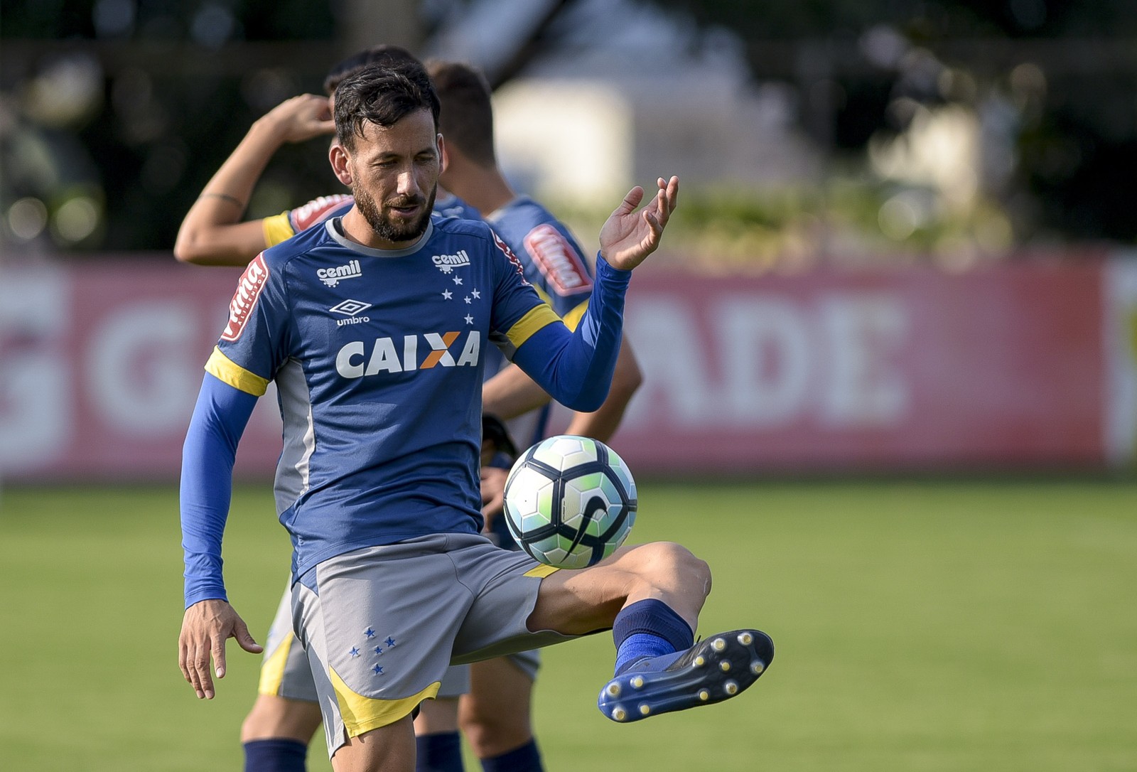 Ariel Cabral passa por cirurgia, após trauma, e está fora dos jogos do Campeonato Mineiro