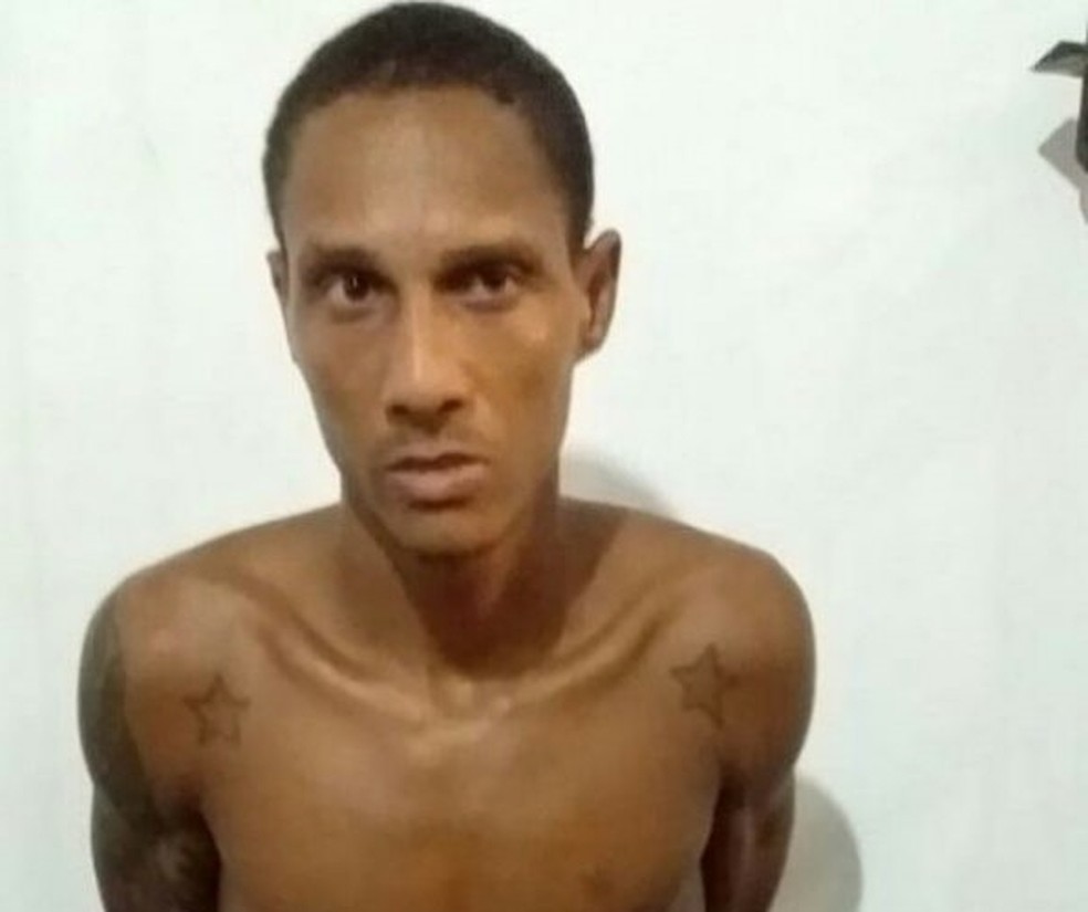 Douglas Rodrigues foi recapturado em um propriedade rural de 5Â° BEC â Foto: Machadinho Online/ReproduÃ§Ã£o