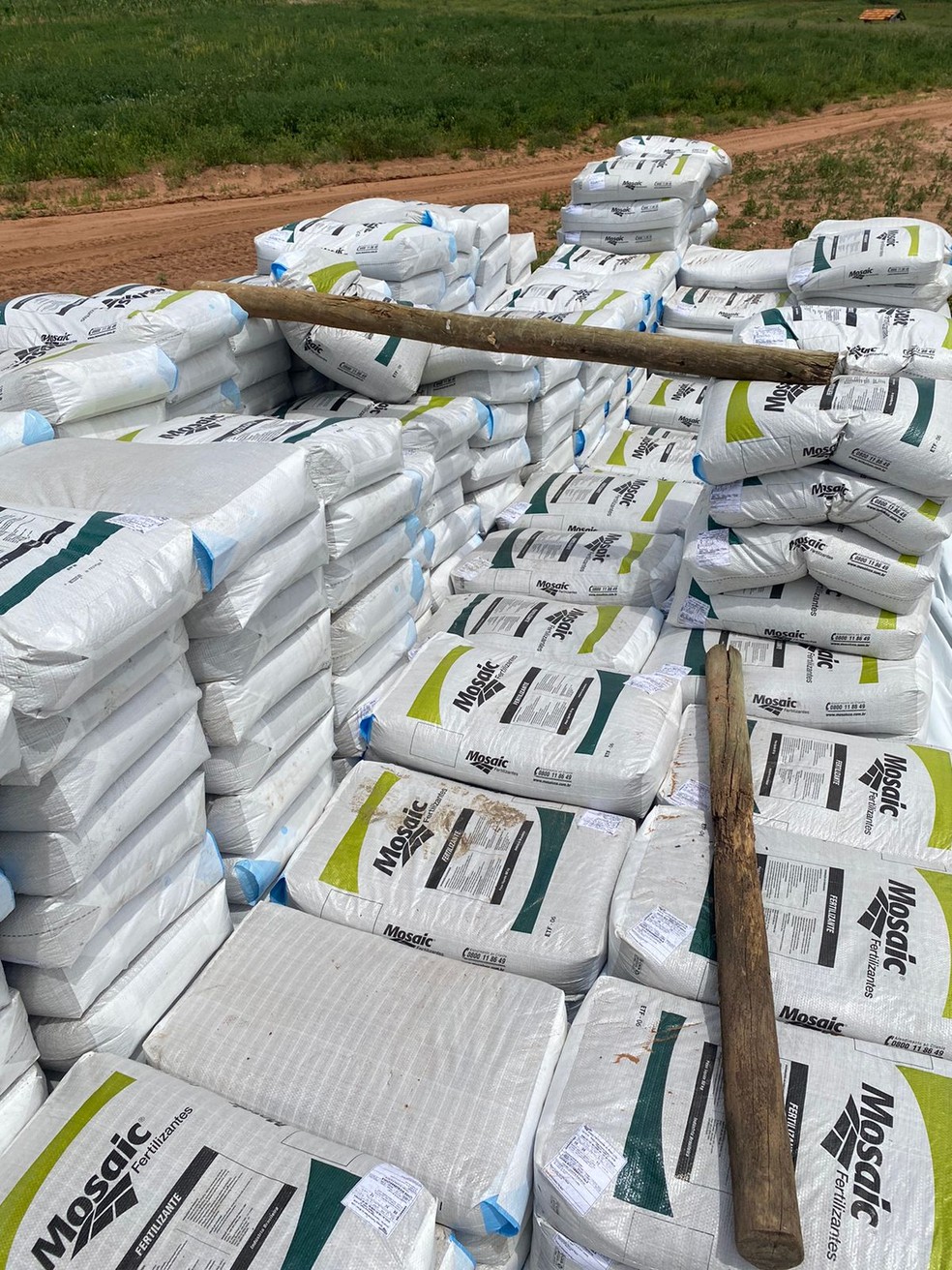 Operação Conexão apreendeu mais de 30 toneladas de defensivos agrícolas em Rancharia (SP) — Foto: Polícia Civil