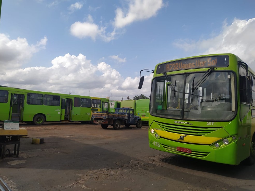 Primeiro dia de greve de ônibus em Teresina — Foto: Ilanna Serena/ g1 PI
