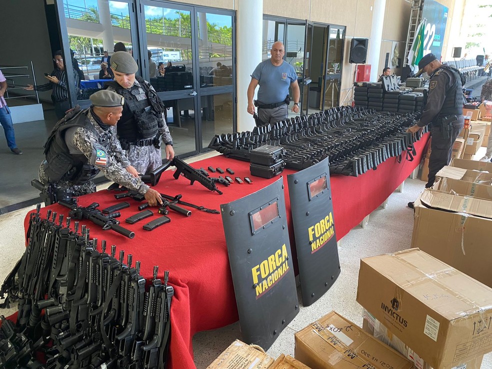Munições, armas e viaturas foram entregues nesta sexta-feira (31) no RN — Foto: Pedro Trindade/Inter TV Cabugi