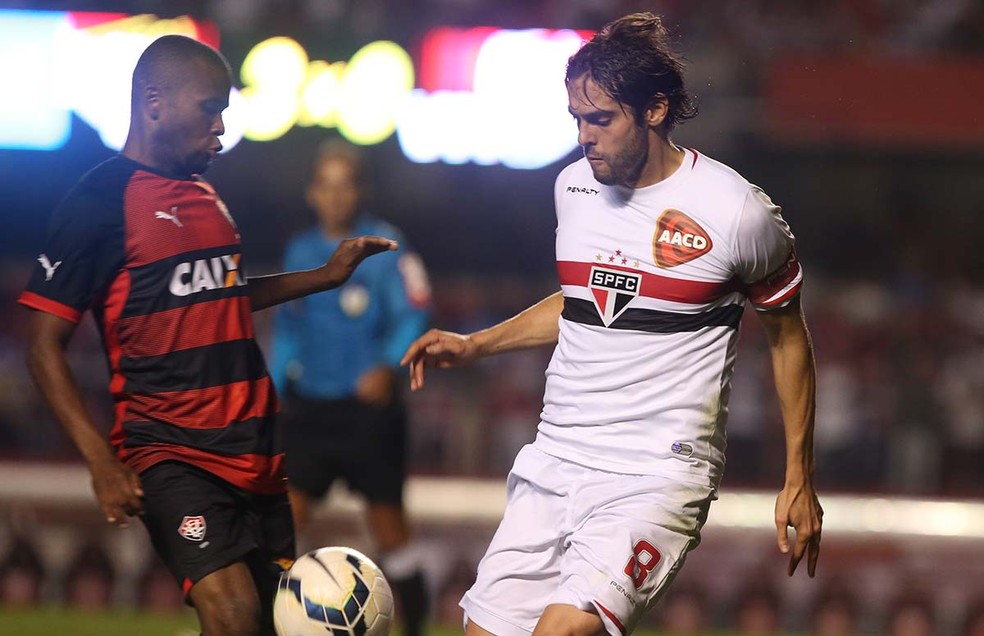 Kaká voltou ao São Paulo por empréstimo em 2014 — Foto: Érico Leonan/saopaulofc.net