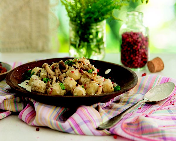 Nhoque de batata-doce com molho de castanhas e cogumelos (Foto: Divulgação)