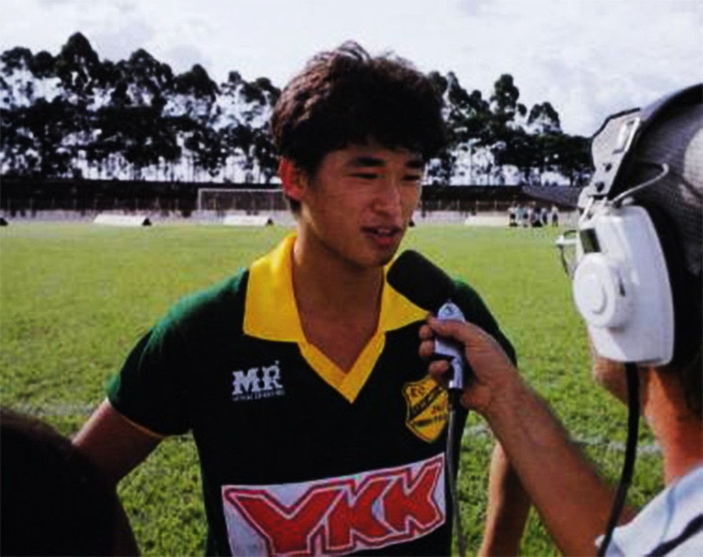 Kazu Miura Ex Santos E Palmeiras Renova Com Yokohama Fc E Jogara Aos 54 Anos Futebol Internacional Ge