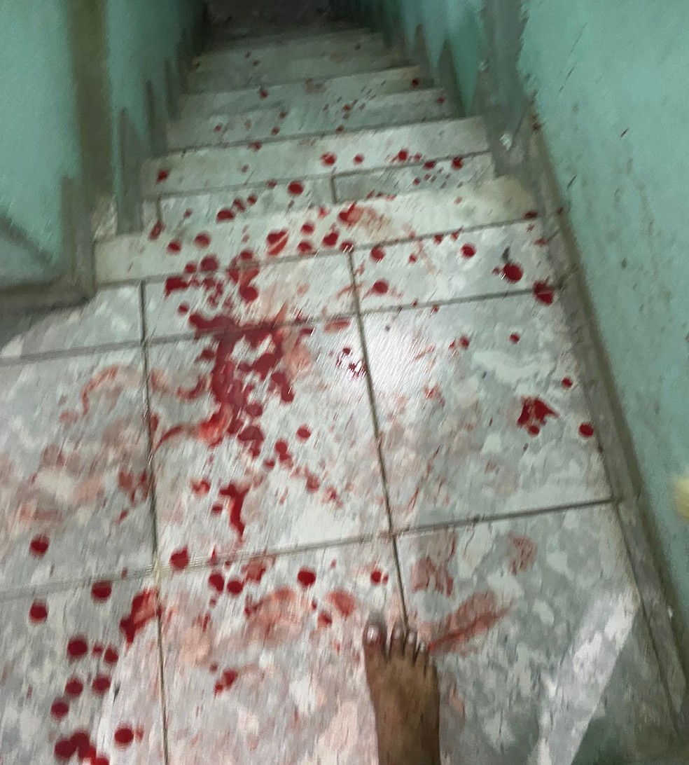 Imagens da casa de Alane ap&oacute;s o ataque &mdash; Foto: Arquivo pessoal
