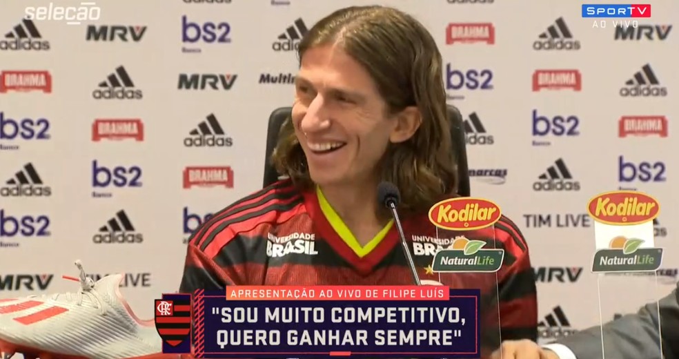 Entrevista de Filipe Luiz é interrompida por gemidão — Foto: Reprodução