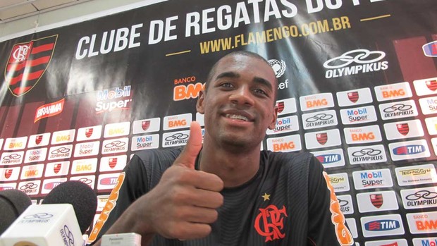 Zagueiro do Flamengo será emprestado ao Macaé e jogará a Série C