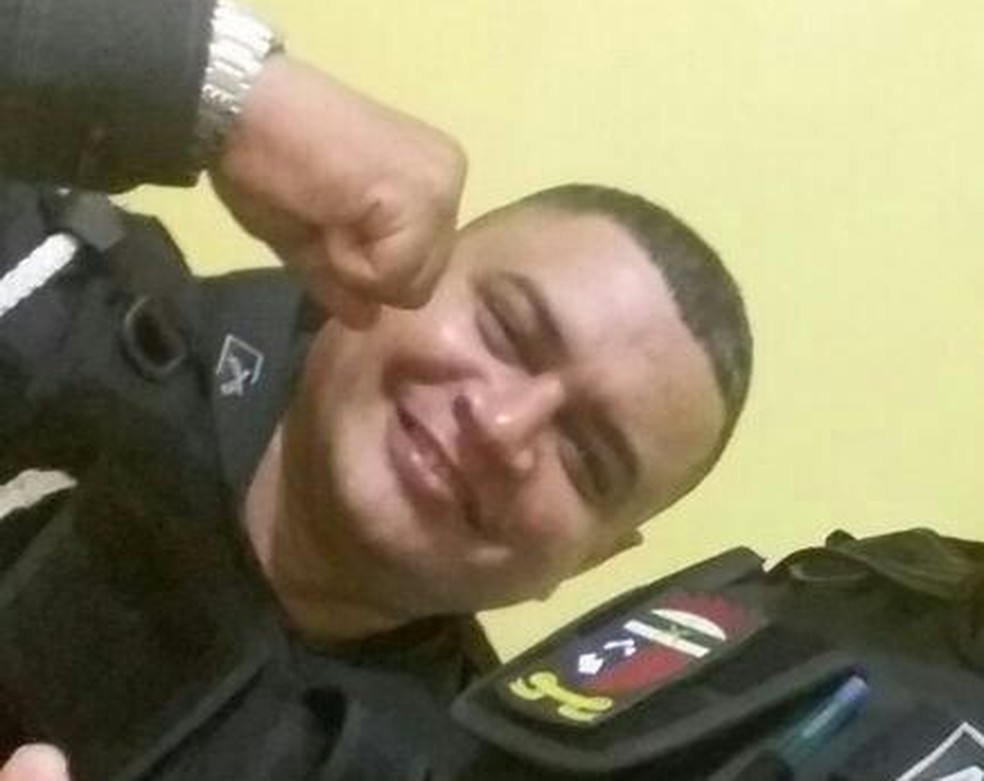 Policial militar Ildonio JosÃ© foi morto entre CaraÃºbas e MossorÃ³, interior do RN (Foto: ReproduÃ§Ã£o/redes sociais)