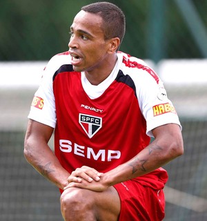 Alvaro Pereira cobra reação e exige liderança do grupo: 'É obrigação'