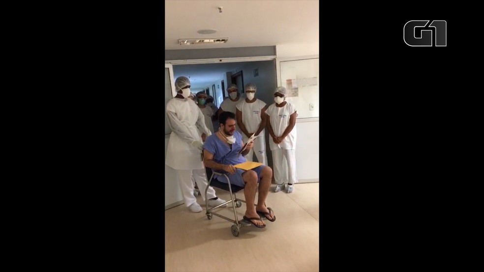 Em discurso emocionado, Cláudio Barros diz que o período internado com coronavírus foi o mais próximo que ele chegou da morte. — Foto: Reprodução/Redes Sociais