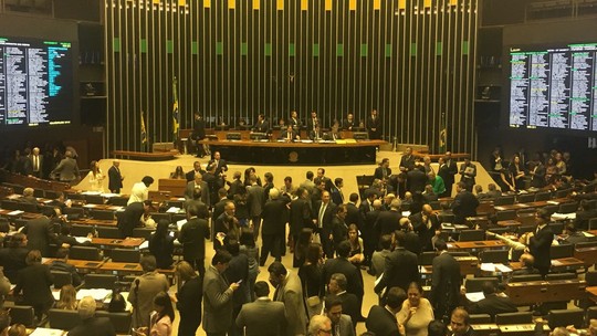 Resultado de imagem para Meirelles contraria Jucá e diz que governo espera votação da Previdência na próxima semana