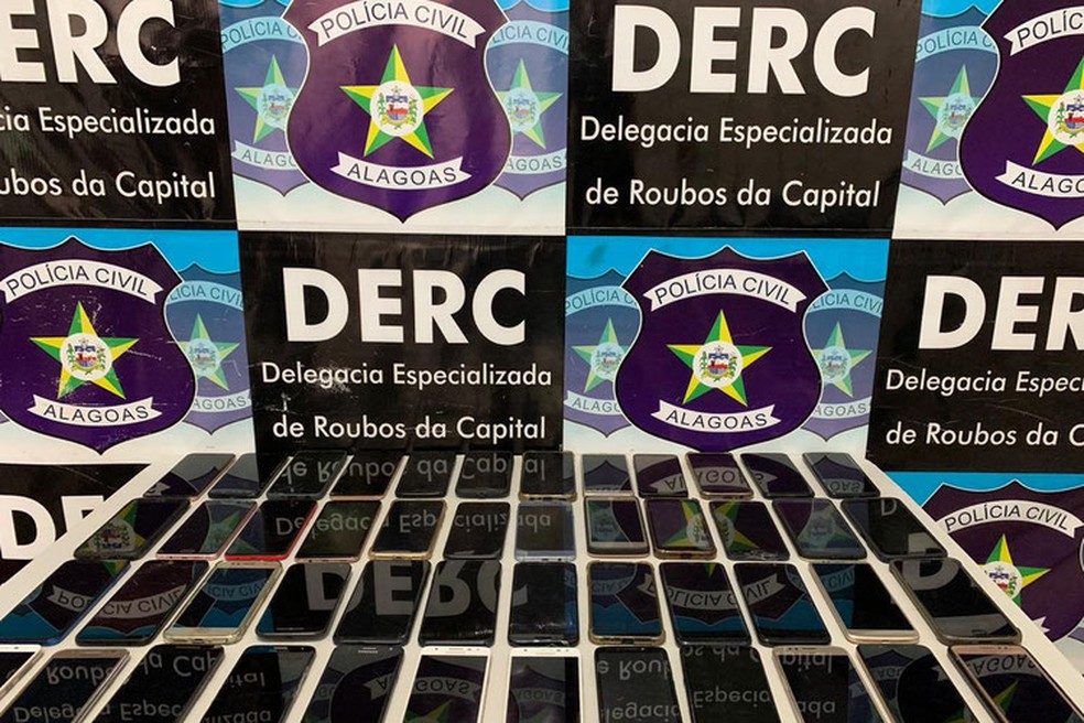 Celulares roubados serão devolvidos aos seus donos pela Polícia Civil em Maceió — Foto: Ascom/Polícia Civil