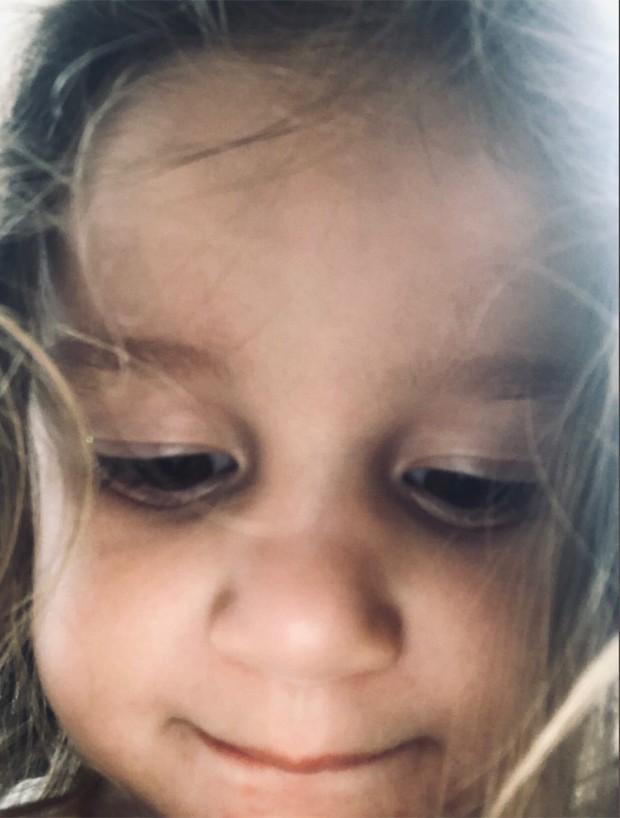 Madalena, filha de Bruno Gissoni e Yanna Lavigne (Foto: Reprodução / Instagram)