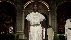 Dior alinhava savoir-faire e inspiração cultural no resort 2024