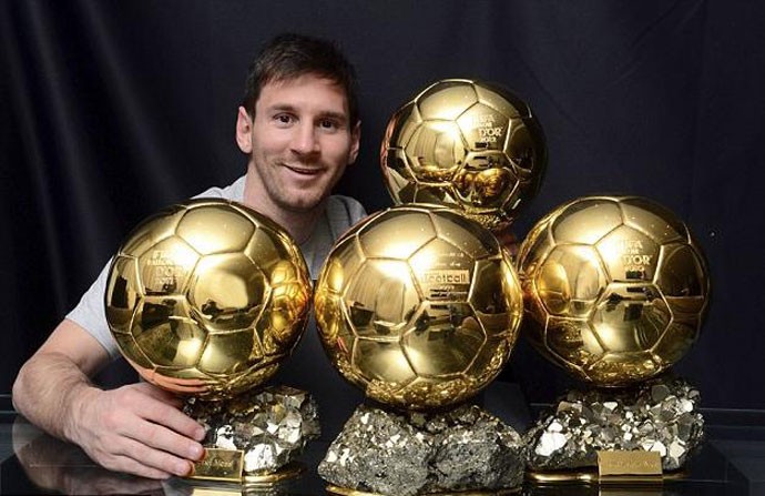 Messi bola de ouro (Foto: Reprodução L'Equipe)