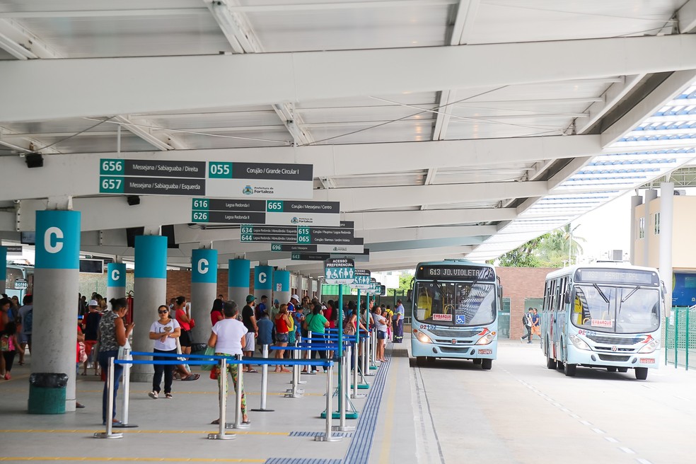 Os passageiros podem procurar o serviço em horário comercial (8h às 17h) seja nos terminais ou na Etufor.  — Foto: Prefeitura de Fortaleza/Divulgação