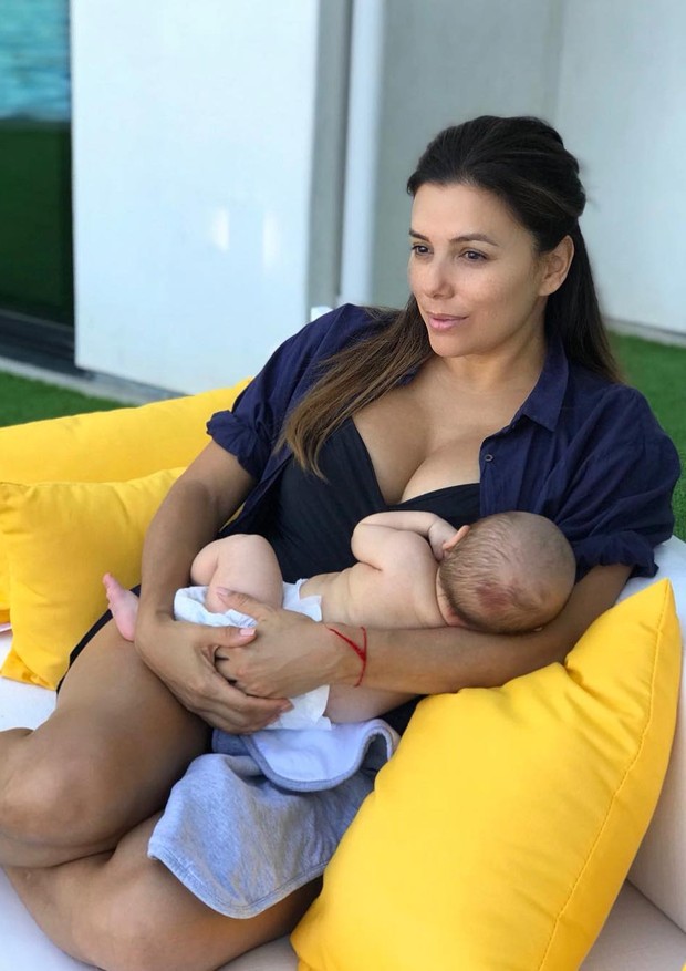 Eva Longoria posa com filho recém-nascido (Foto: Reprodução/Instagram)
