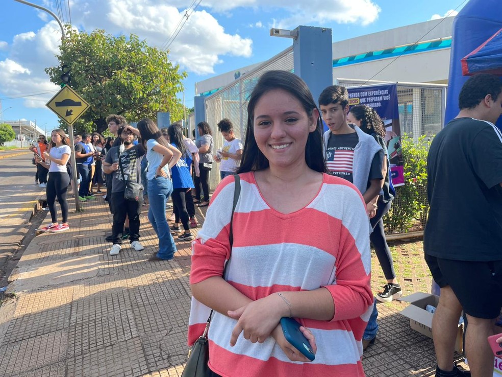 Candidata para Medicina Veterinária, Amanda nascimento de Souza de 17 anos — Foto: Lorena Segala/TV Morena
