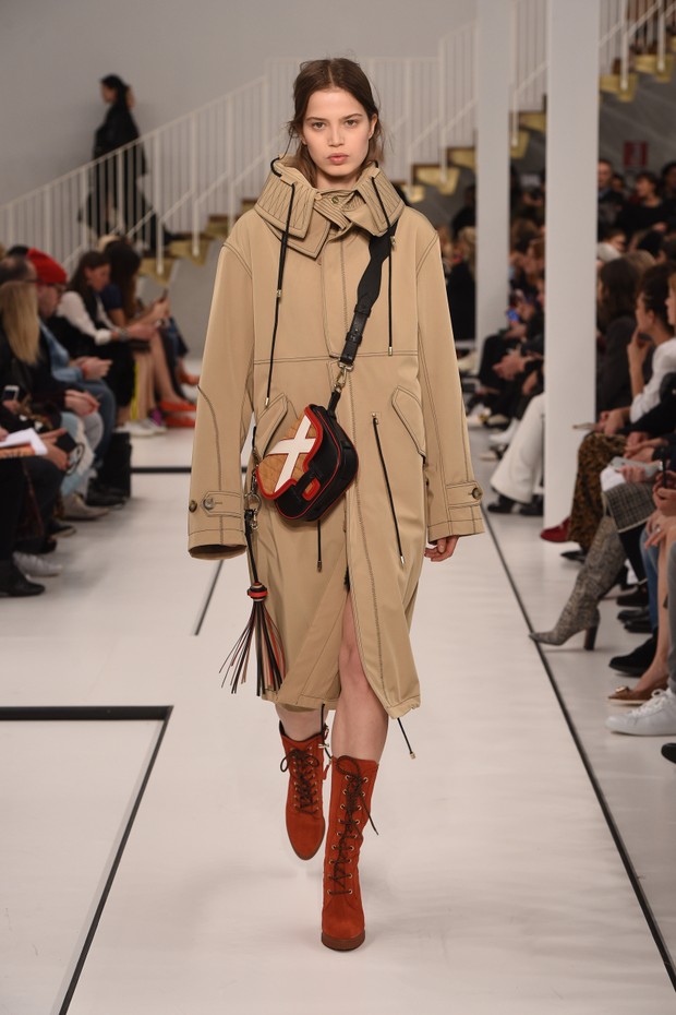 #SuzyMFW: Breathing Clean Air At Tod's And Max Mara - Vogue | en